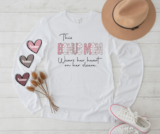 This BONUS MOM wears her heart on her sleeve